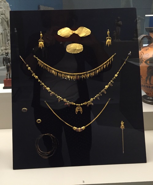 Ancient Jewelry Olympus Exhibit Winnipeg Art Gallery